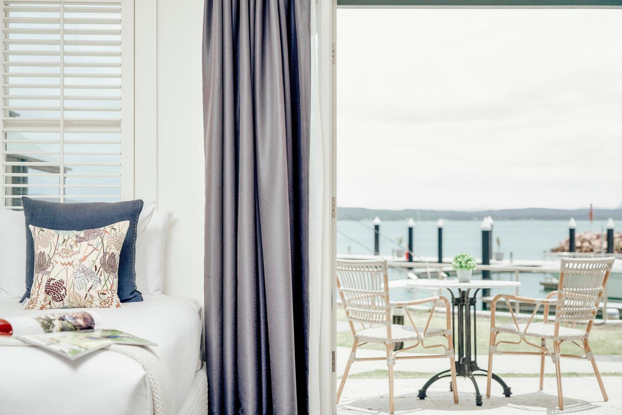 Anchorage Port Stephens Hotel Corlette Bilik gambar